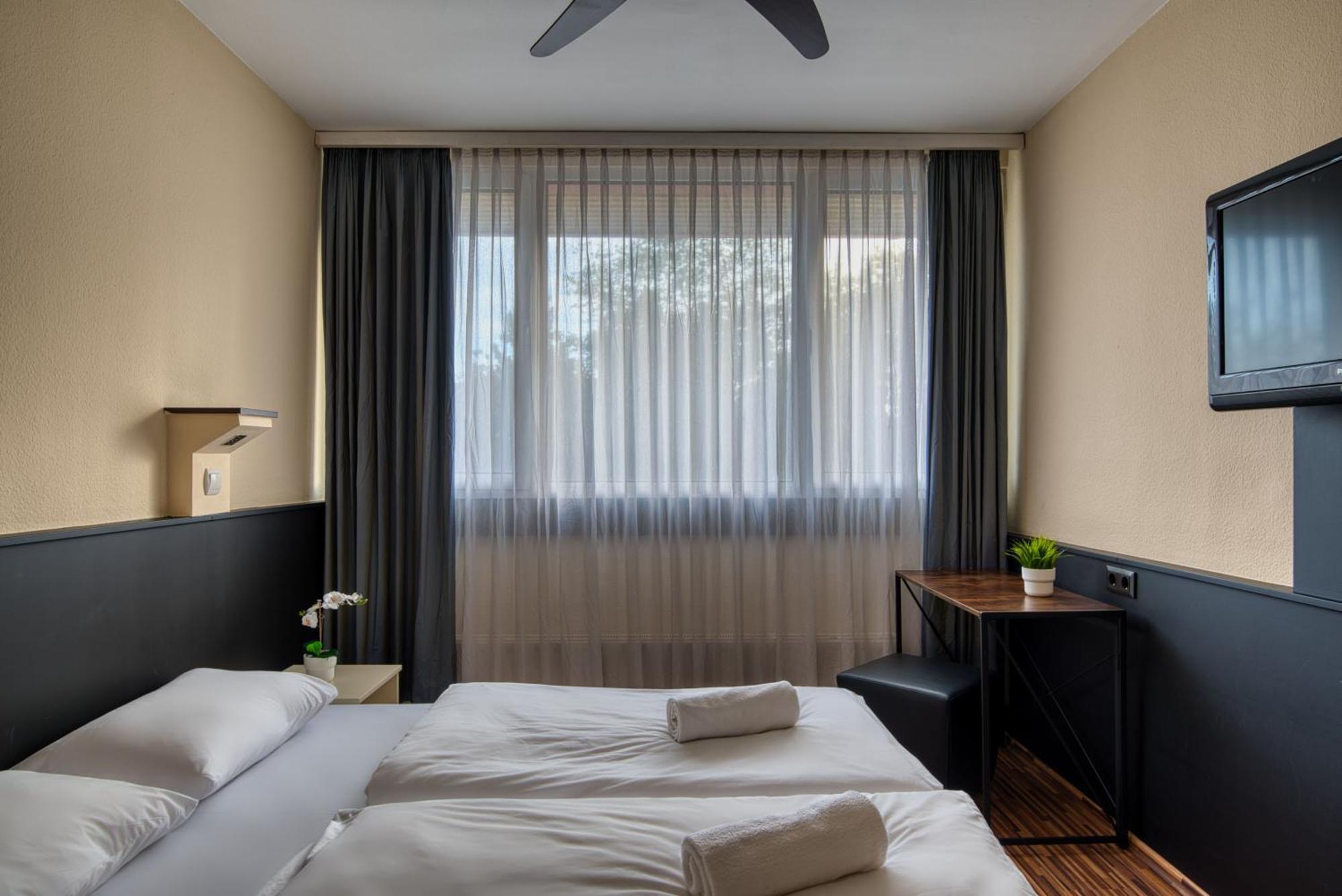City Budget Hotel Budapest Eksteriør bilde